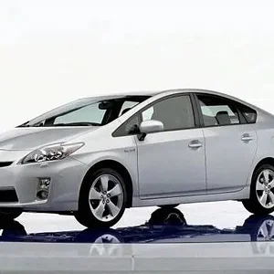 2010-Toyota-Prius-2.webp