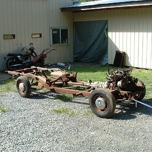 Mazda 1200 chassis 2.JPG