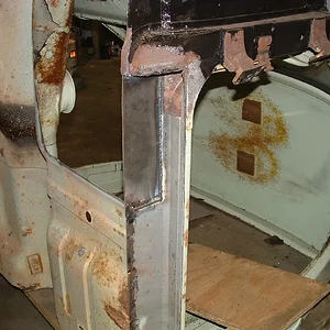 Mazda 1200 Inner rocker installed.JPG