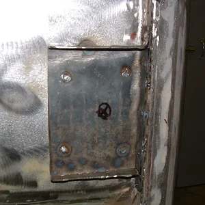 Mazda 1200 cab mount fab.JPG