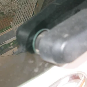 rear wiper arm.JPG