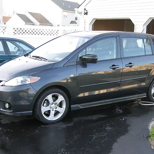 mazda5_april_21_2007 001.jpg