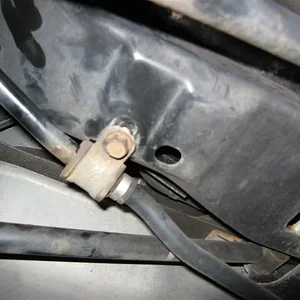 swaybar bushing 002 (Large).jpg