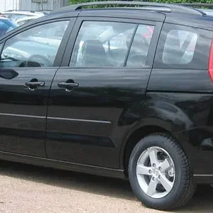 mazda5_15in_alloys.jpg