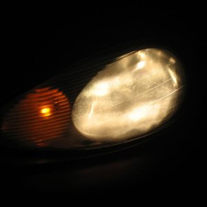 headlight 001a.jpg