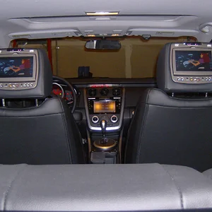 CX-7 DVD Headrests 031.jpg