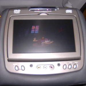 CX-7 DVD Headrests 032.jpg