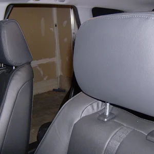 CX-7 DVD Headrests 034.jpg