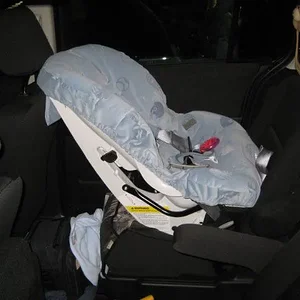mazda5_car_seats_jan_12_2008_00.jpg