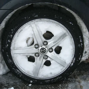 SnowWheelcrop.jpg