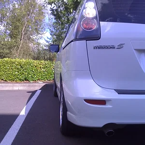 mazda 4.jpg