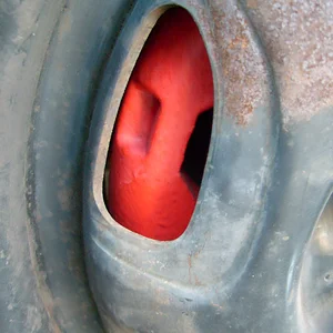 P5 - Caliper Clearance with 14 Steel Wheels 004.jpg