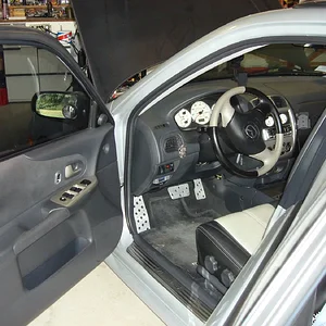 sub mb quatrs interior.jpg