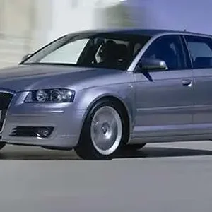 2005_Audi_S4Wagon_ext_1.jpg