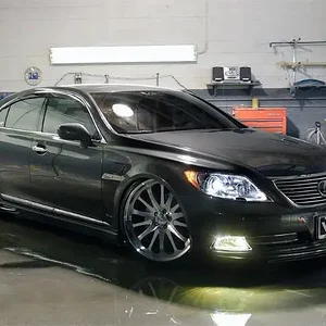 2-VIP_20AutoSalon_20LS460_20SEMA-1024_1_-600x450.jpg