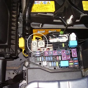 Fuse Block Terminals.JPG