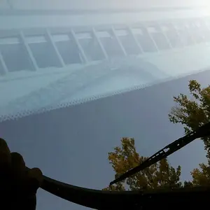 Windshield seal2.jpg
