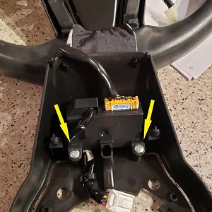 heater module screws.jpg