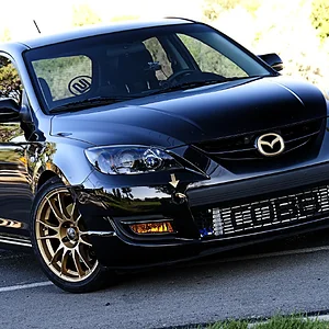 Ian & Mazda 2.jpg