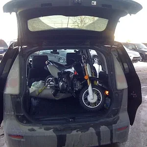 DRZ70 Mazda5 002.jpg