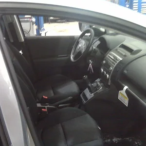 5 interior.jpg