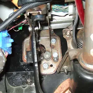 clutch pedal.JPG