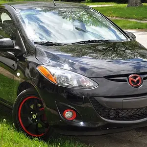 Mazd2Red5.jpg