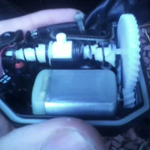 Lock actuator 002.jpg