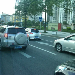 mazda 2.jpg