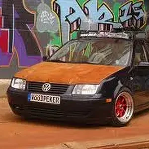 VW-rusty hood.jpg