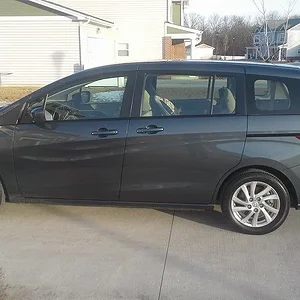 mazda 5-3.jpg