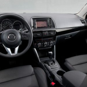 2013-Mazda-CX-5-cockpit.jpg
