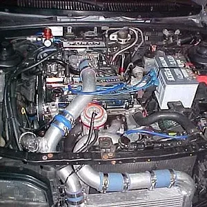 helder\'s silver gt engine.jpg