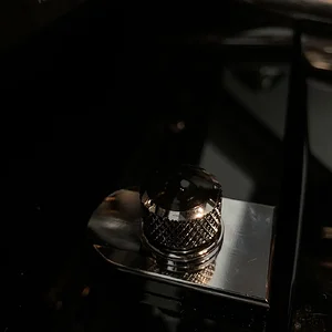 Knob for Compartment Cover.jpg