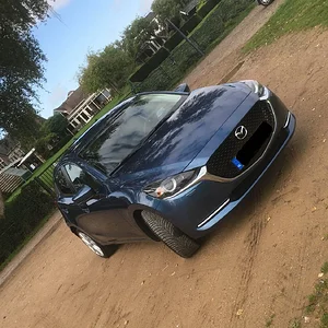 Mazda 2 -1.JPG