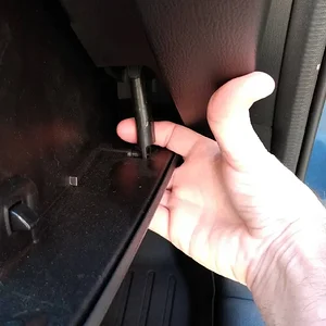 2017 CX-5 Cabin Air Filter Repalcement_Pull out plunger rod.jpg
