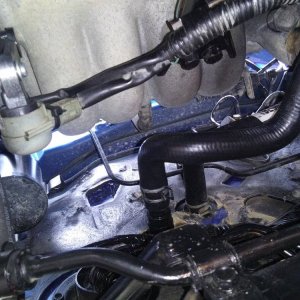 2003P5 Heater Core Hose Connections6 Complete w.o. Plastic 90.jpg