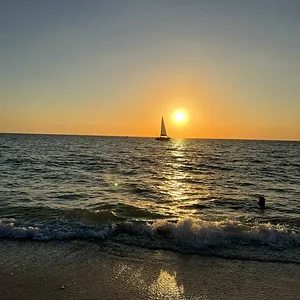 8B933900-C5D7-4B9E-AF4C-0AEB9074AA89.jpeg