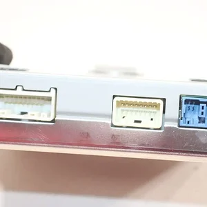 CX-90-Non-Bose-Audio-Amp-Pic2.jpg