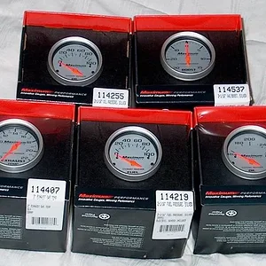 Stewart Warner Gauges (5).jpg