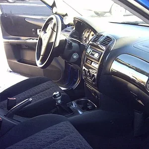 Interior_New_05MAY04.jpg
