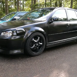 16vracer 02.jpg