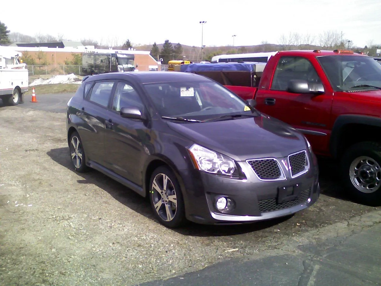 09 vibe gt pass side.JPG