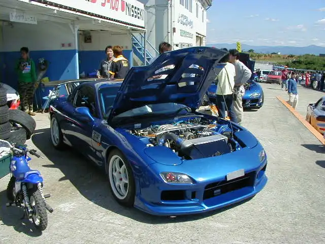 2001_r_r_sss.jpg