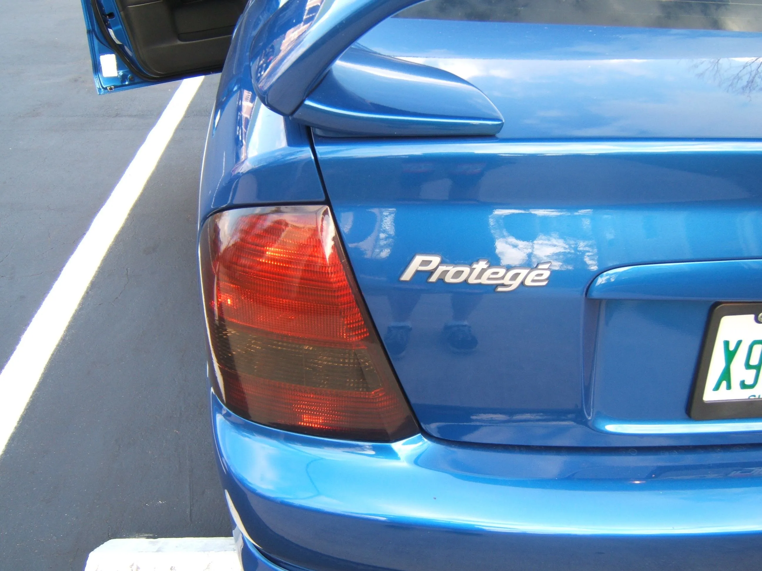 2005_0113taillights0004.JPG