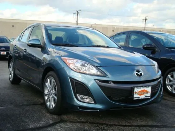 2010_mazda3s_signal_mirrors.jpg