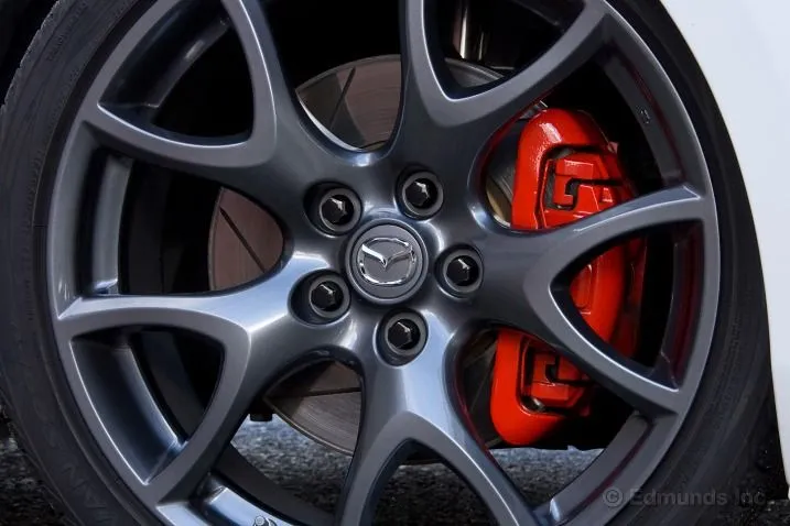 2010_mazda_mazdaspeed-3_whl_fd_226102_717.jpg