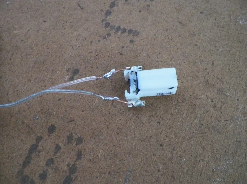 2013 speaker install 010.jpg