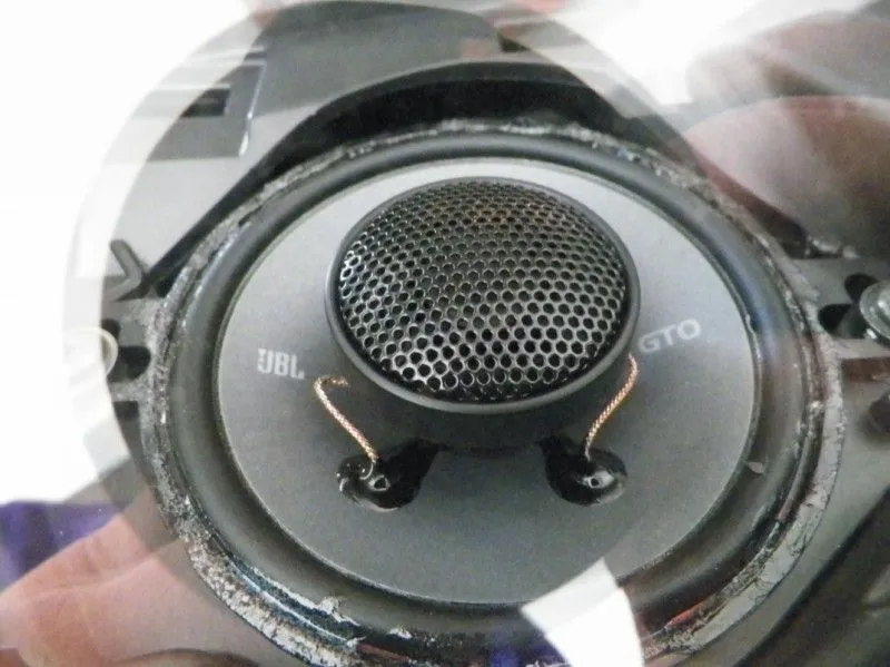 2013 speaker install 012.jpg