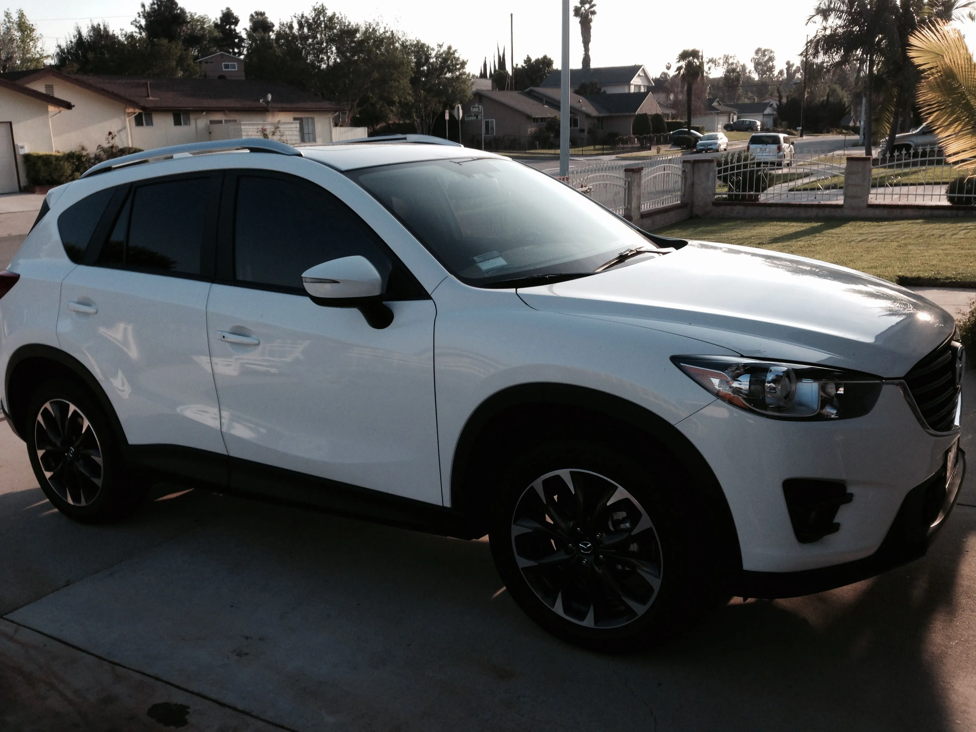 2016 Mazda CX-5.jpg